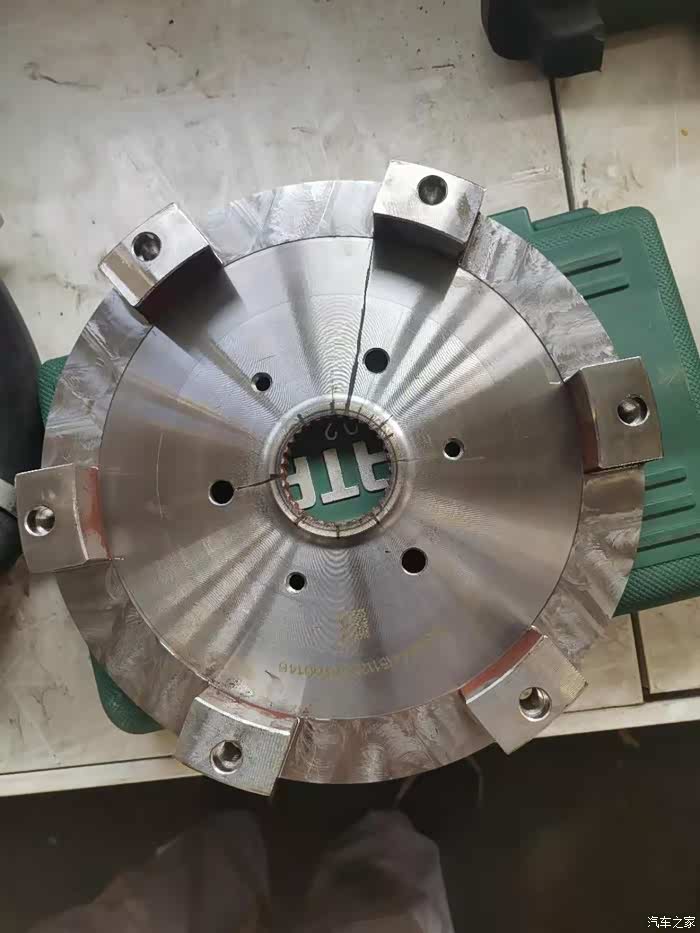 背后其实充满了权谋和博弈