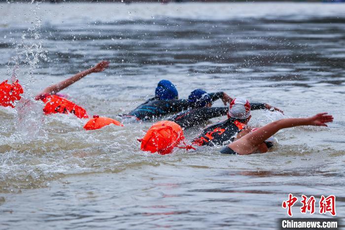 2025青海国际抢渡黄河极限