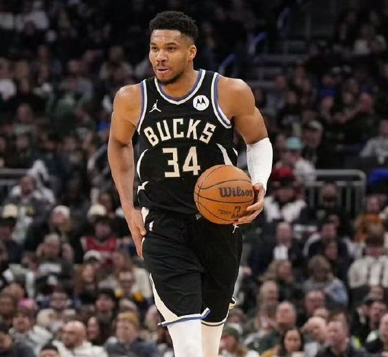 字母哥首度无缘季后赛 或将引勇士交易潮