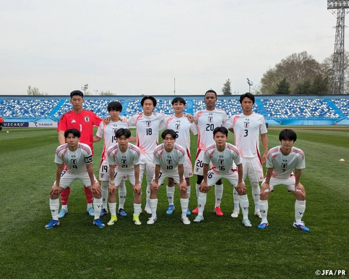 日本U19点球大战3-4负乌兹别克斯坦 门将扑救成关