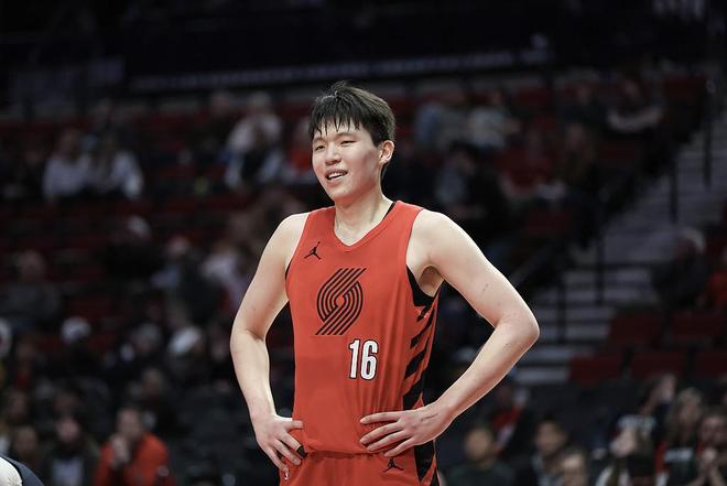 开拓者召回杨瀚森 季后赛首秀获20分7篮板2盖帽