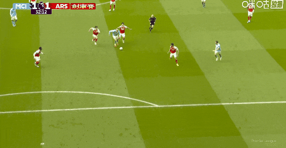 曼城逆转阿森纳夺关键胜利 重夺英超争冠主动权