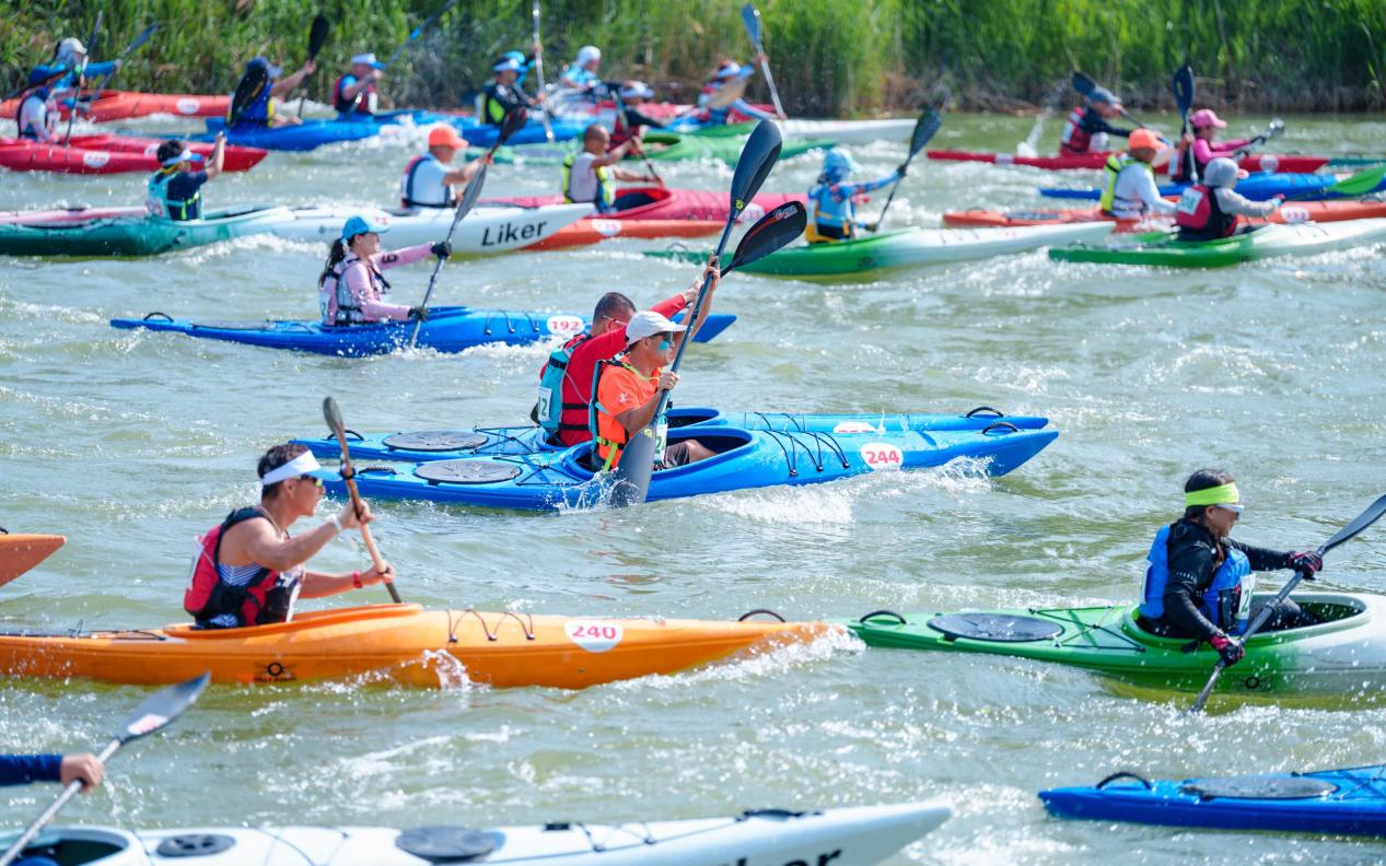 京杭大运河皮划艇马拉松系列赛沧州启幕 400余名
